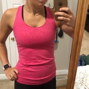 Fitted athletic tank